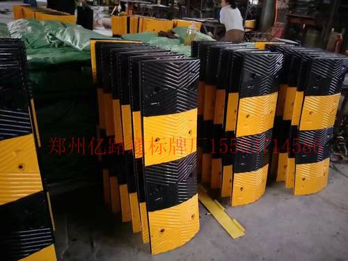 惠州惠州橡胶减速带厂家直销